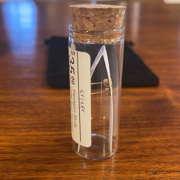 Kris Nations gold hexagonal studs - Picture 2 of 2